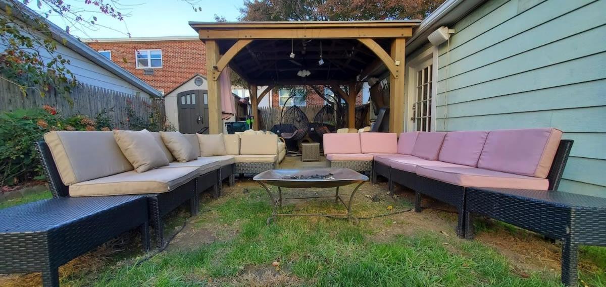 Bohemian By Harborpoint Downtown &train Holiday home Stamford