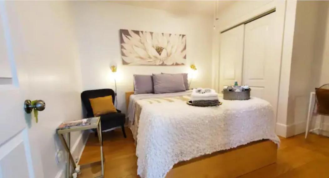Holiday home Bohemian By Harborpoint Downtown &train *