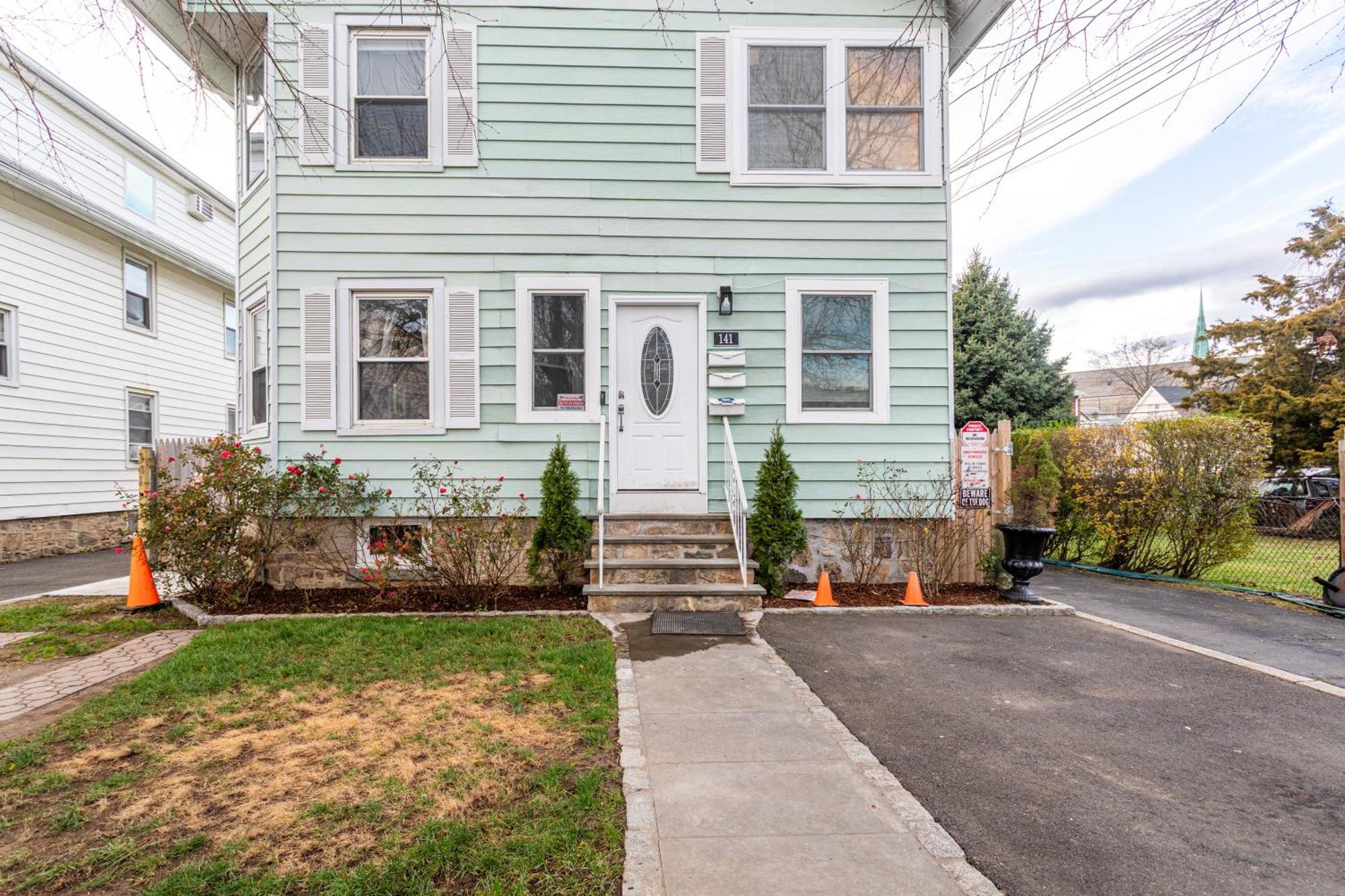 Bohemian By Harborpoint Downtown &train Holiday home Stamford