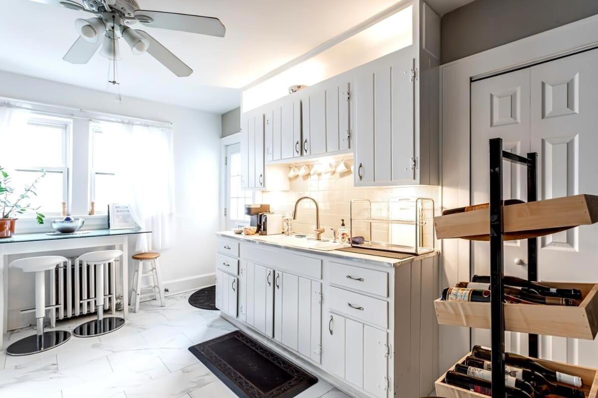 Holiday home Bohemian By Harborpoint Downtown &train *